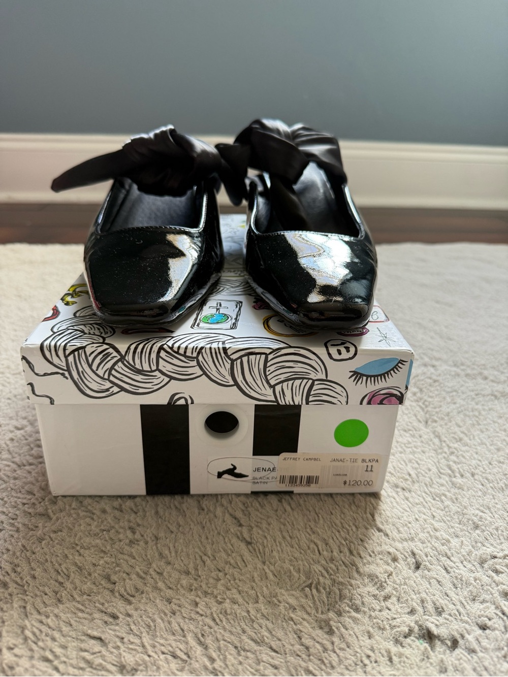 Jeffrey Campbell "Jenae-Tie" Black Patent & Satin Mules - Size 11 - Picture 4 of 11